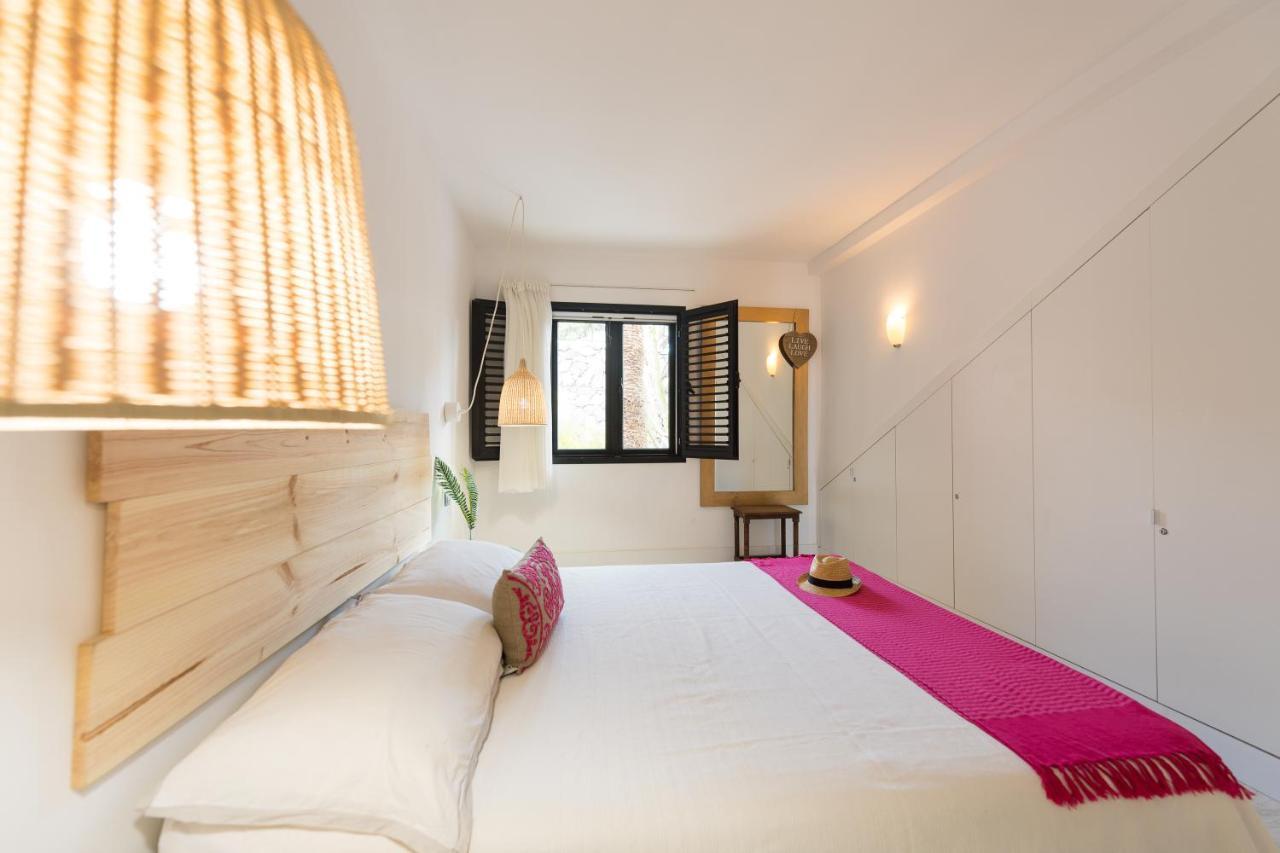 Adam'S Place San Bartolome Bagian luar foto